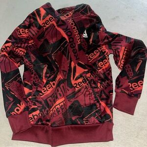 Kids Size 8 Reebok Graphic Pullover Hoodie - Red and Black.